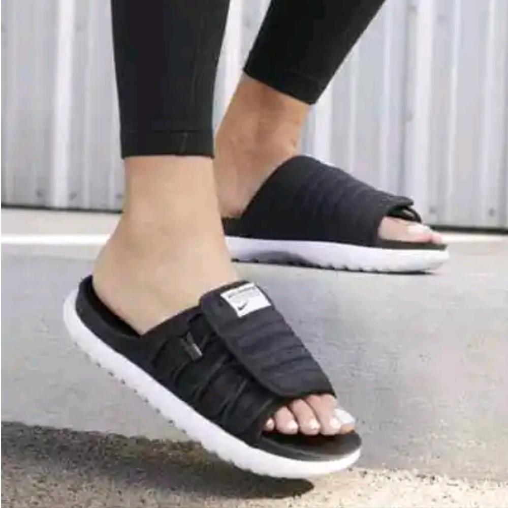 New Nike Asuna 2 Slides Slippers Black Size 8